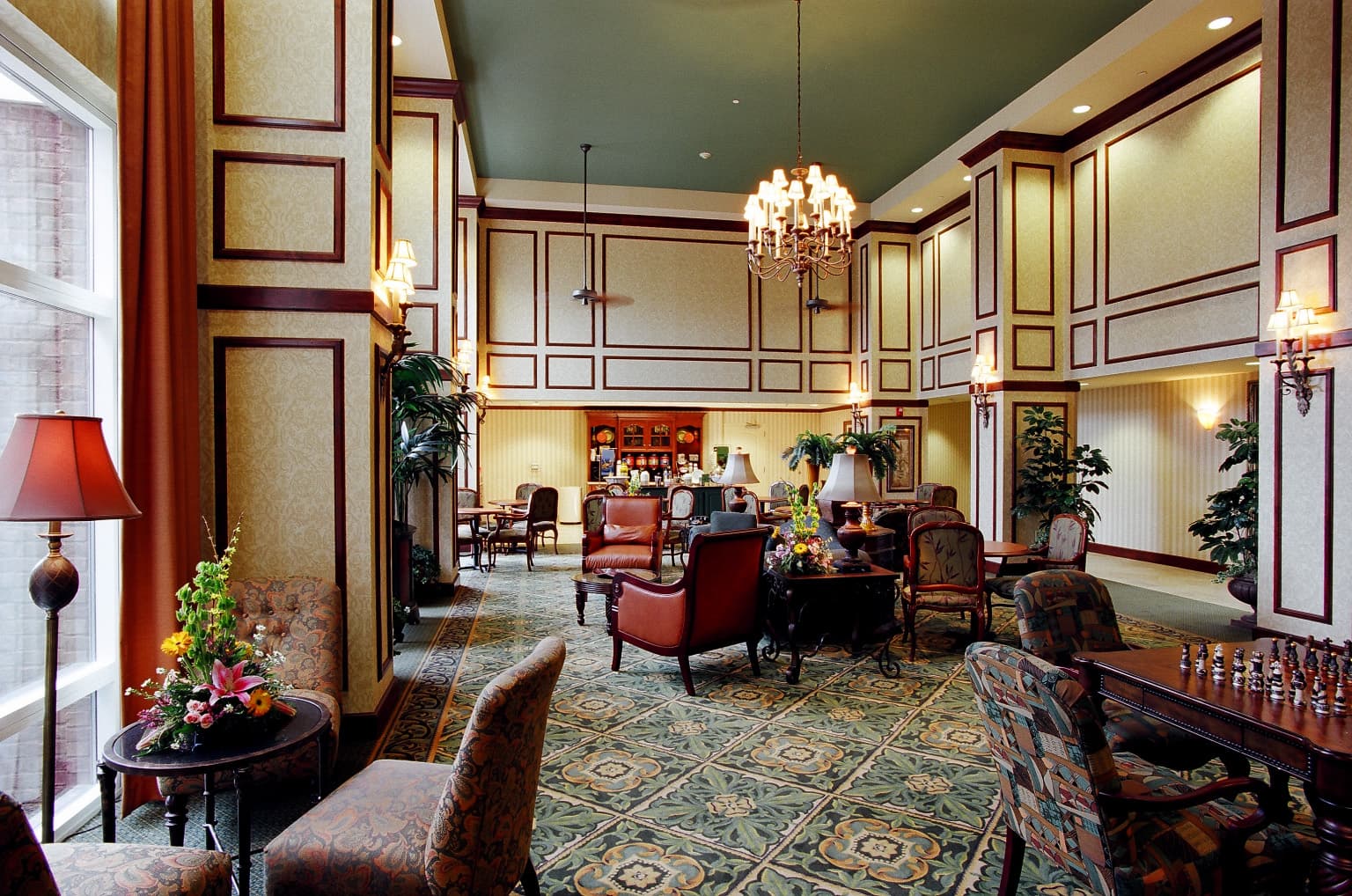 HamptonInnThomasvilleRd-Lobby.jpg