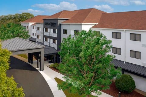 Courtyard-Marriott-North.jpg